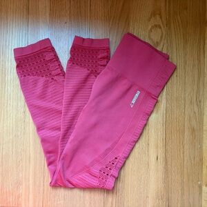 Gymshark Seamless Cropped Leggings Raspberry Pink 24” Inseam High Waisted